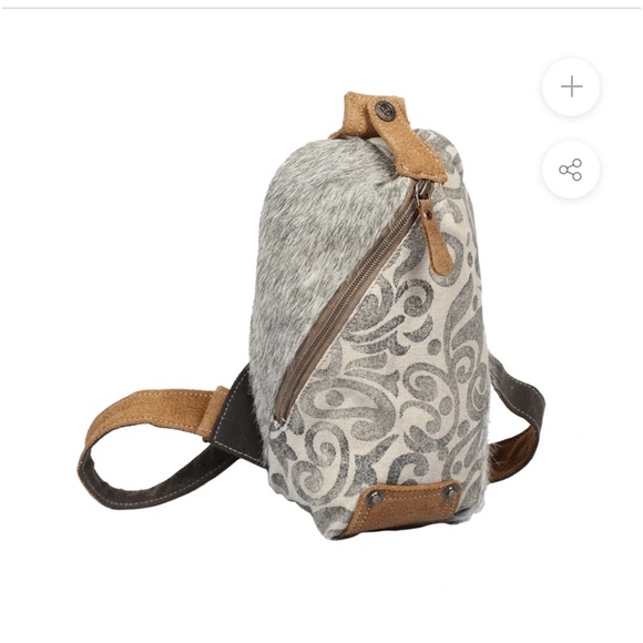 Myra Bag Fannypak - Picture 1 of 14